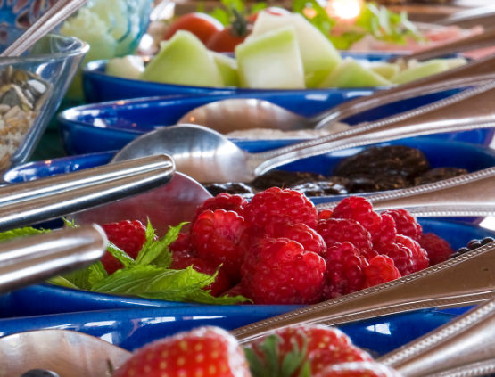 Fresh-food Fruits for lunch