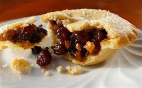 Mince pie cut in half